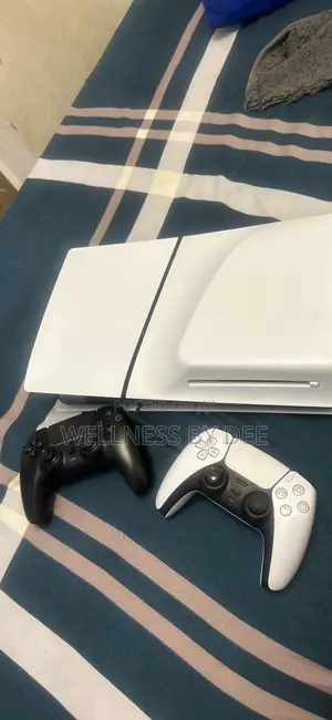 Play Station. 5