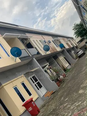 4bdrm Townhouse / Terrace in Sangotedo for rent