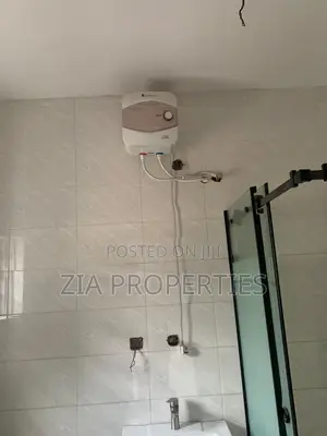 4bdrm Townhouse / Terrace in Sangotedo for rent