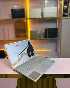 Laptop Dell Inspiron 14 7400 16GB Intel Core i7 SSD 256GB