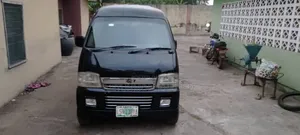 Suzuki Every 2010 Black