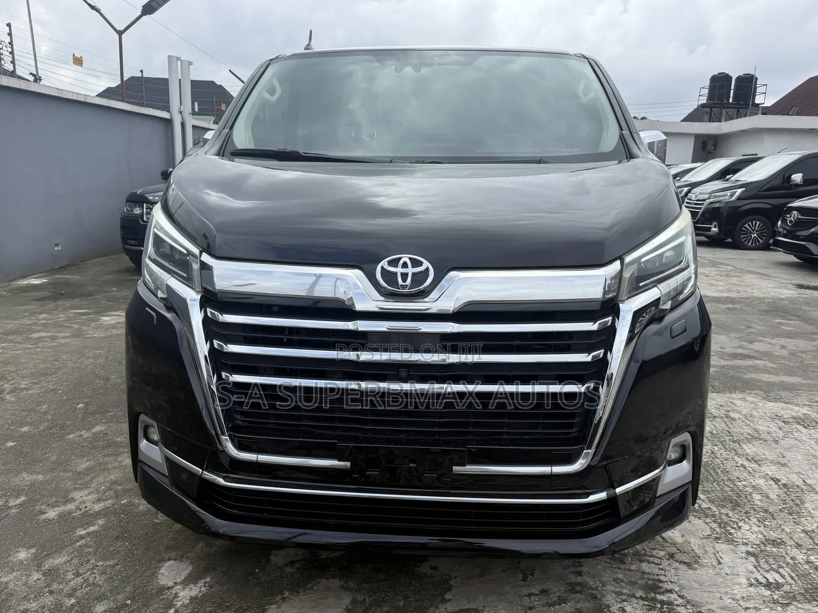 Toyota Granvia 2022 Black
