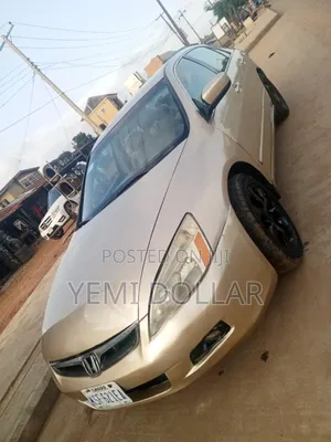 Honda Accord Sedan EX Automatic 2005 Gold