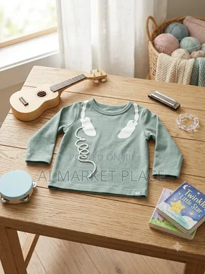 Random Newborn Thrift Essentials Bundle(8 Pieces) (0–3 Months)