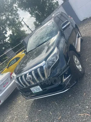 Toyota Land Cruiser Prado 2016 Black