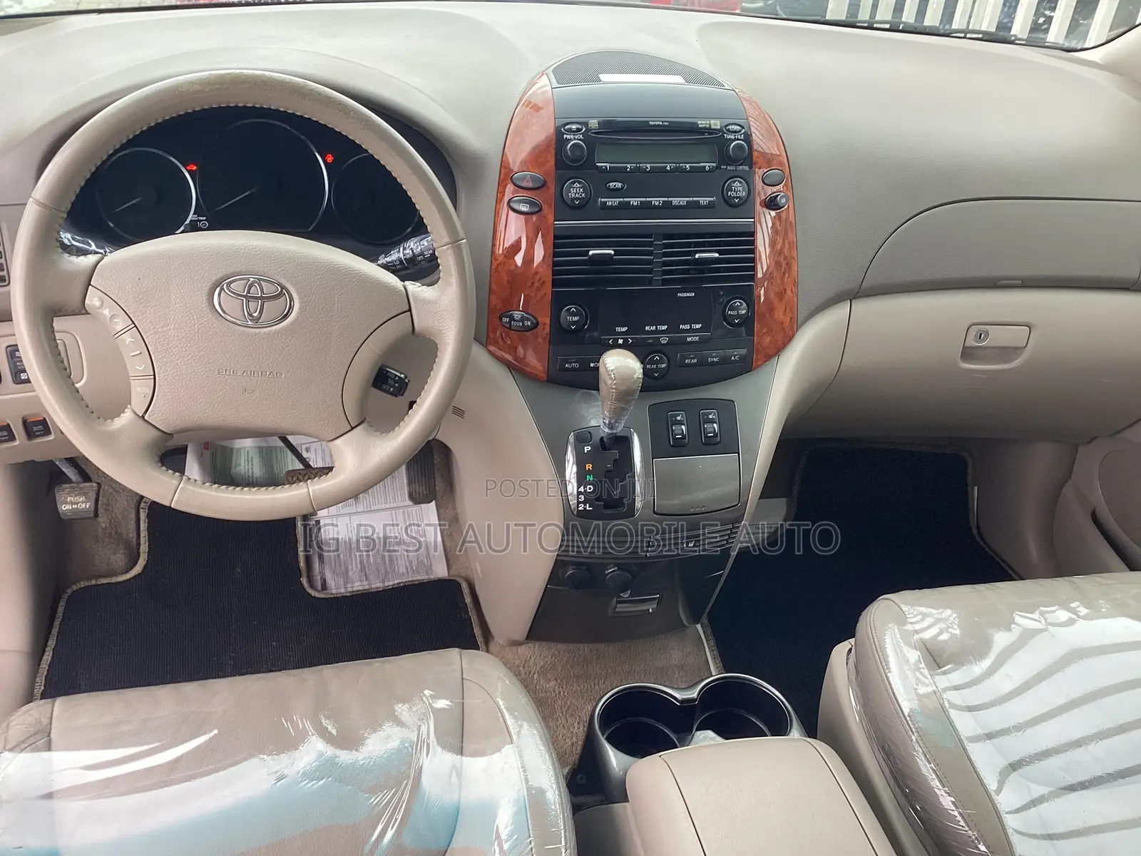 Toyota Sienna XLE 2007 Red