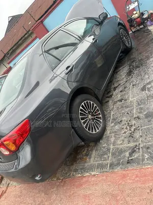 Toyota Corolla LE 4dr Sedan (1.8L 4cyl 4A) 2010 Gray