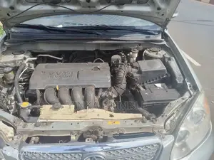 Toyota Corolla 2004 Silver