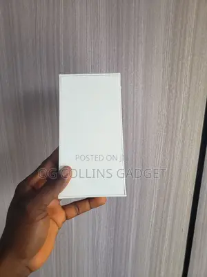New Samsung Galaxy S20 FE 5G 128 GB Green