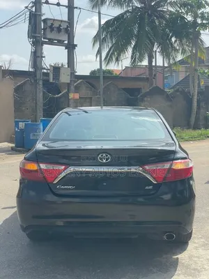Toyota Camry 2016 Black
