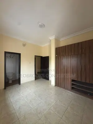 3bdrm Apartment in Kolefunmi Estate, Akobo for rent