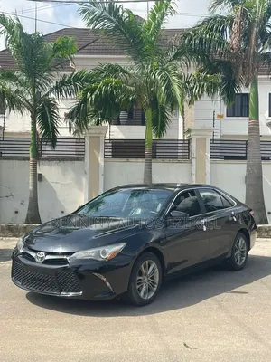 Toyota Camry 2016 Black