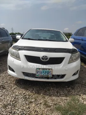 Toyota Corolla 2010 White