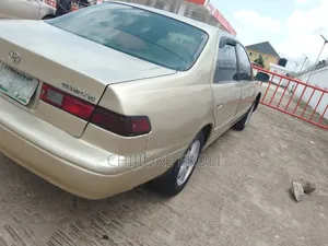 Toyota Camry 2002 Silver