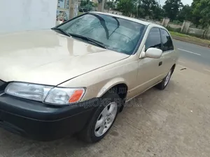 Toyota Camry 2002 Silver