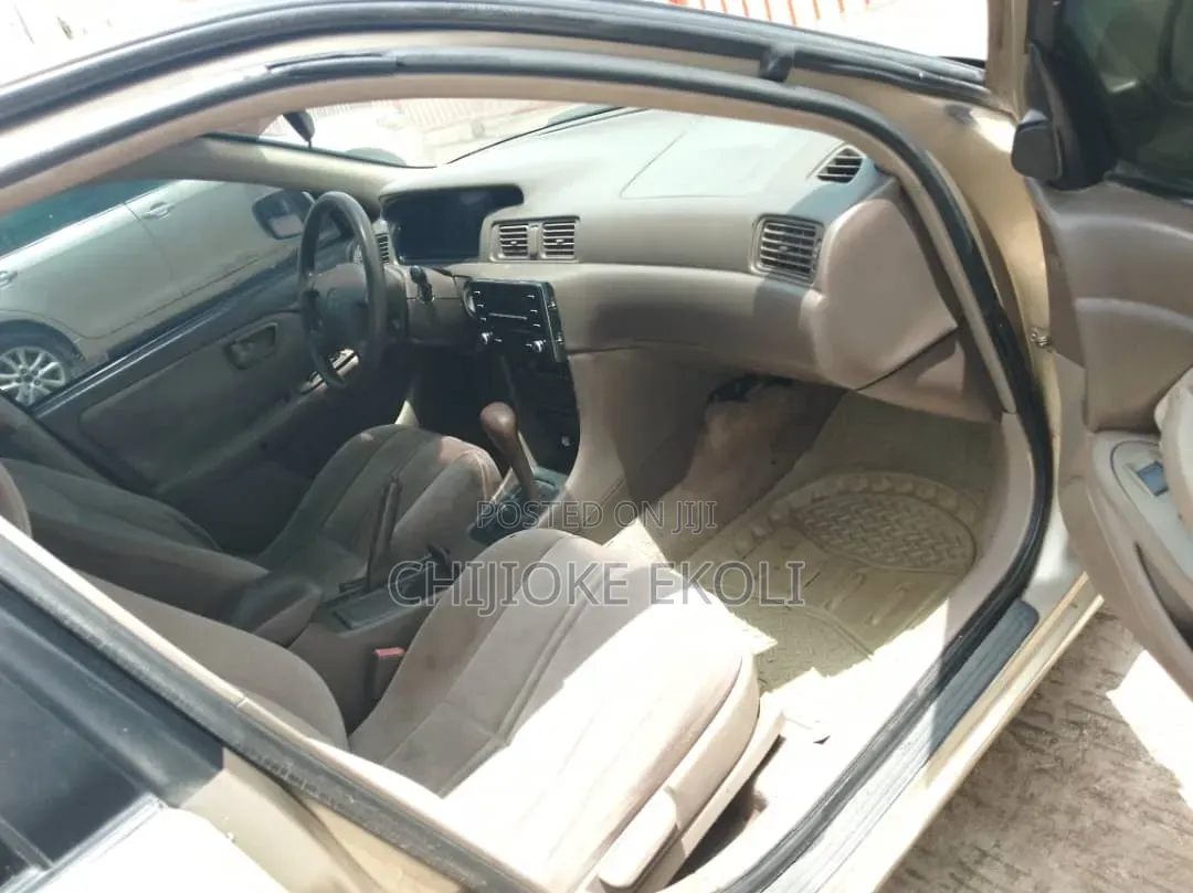 Toyota Camry 2002 Silver