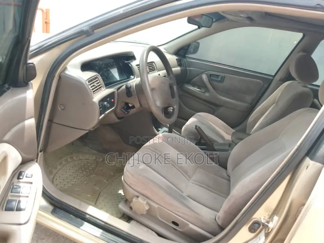 Toyota Camry 2002 Silver