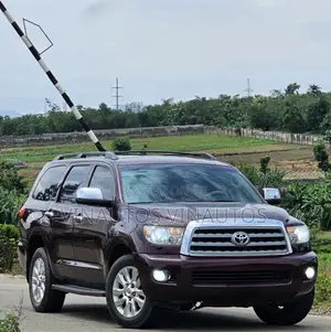 Toyota Sequoia 2011 Maroon