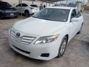 Toyota Camry 2011 White