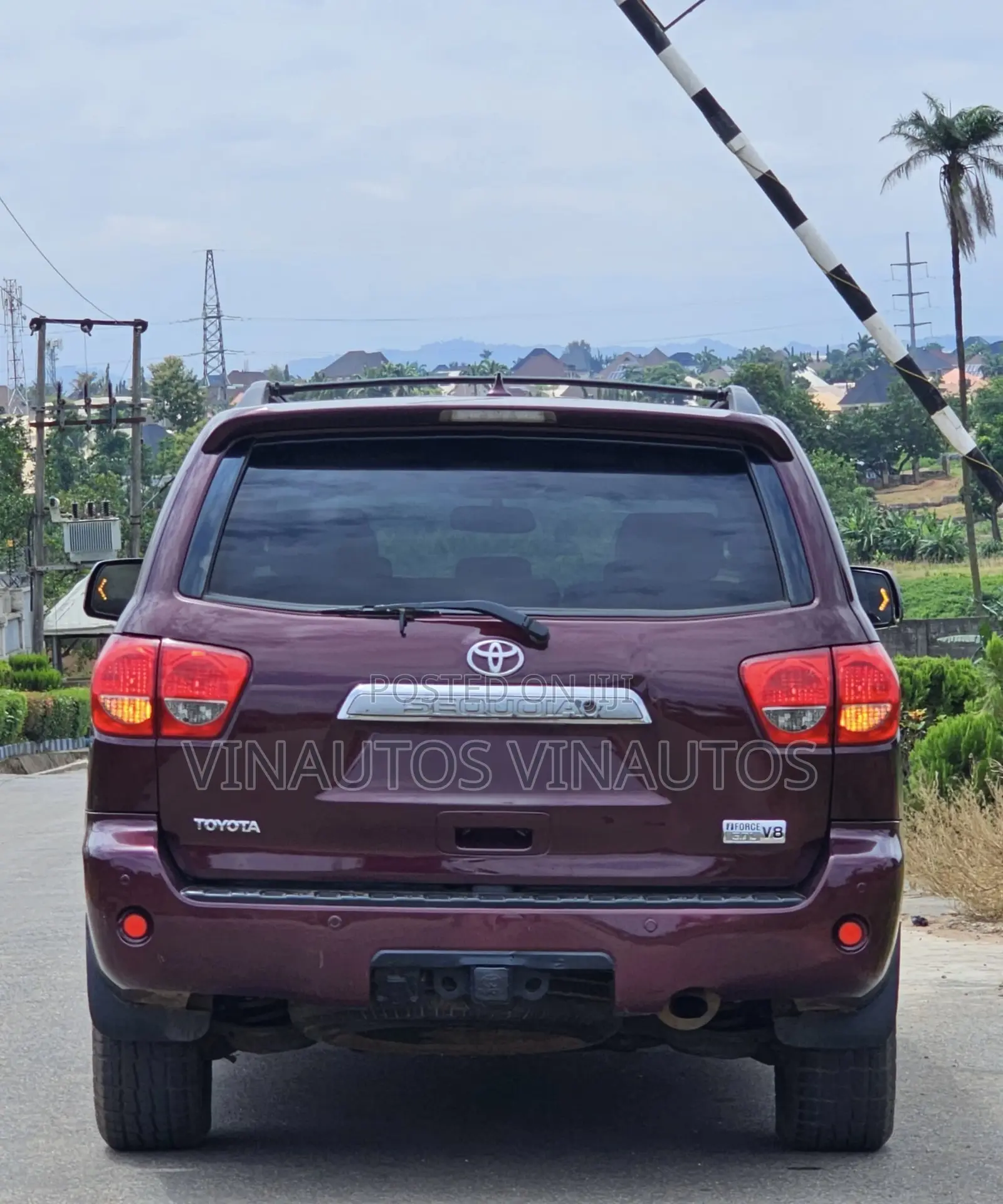 Toyota Sequoia 2011 Maroon