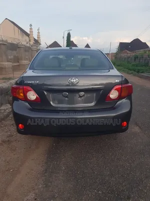 Toyota Corolla LE 4dr Sedan (1.8L 4cyl 4A) 2010 Matt Black