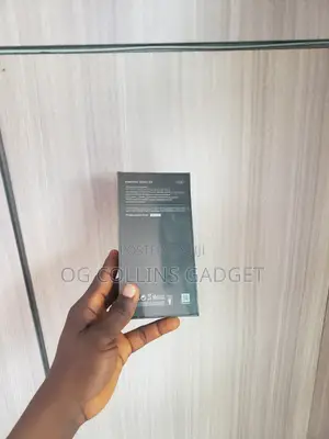 New Samsung Galaxy S10 128 GB Black