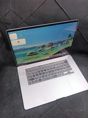 Laptop Apple MacBook Pro 2019 16GB Intel Core i7 SSD 512GB