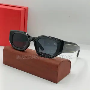 Philipp Plein Luxury Men Glasses – Trendy, Stylish Premium Quality