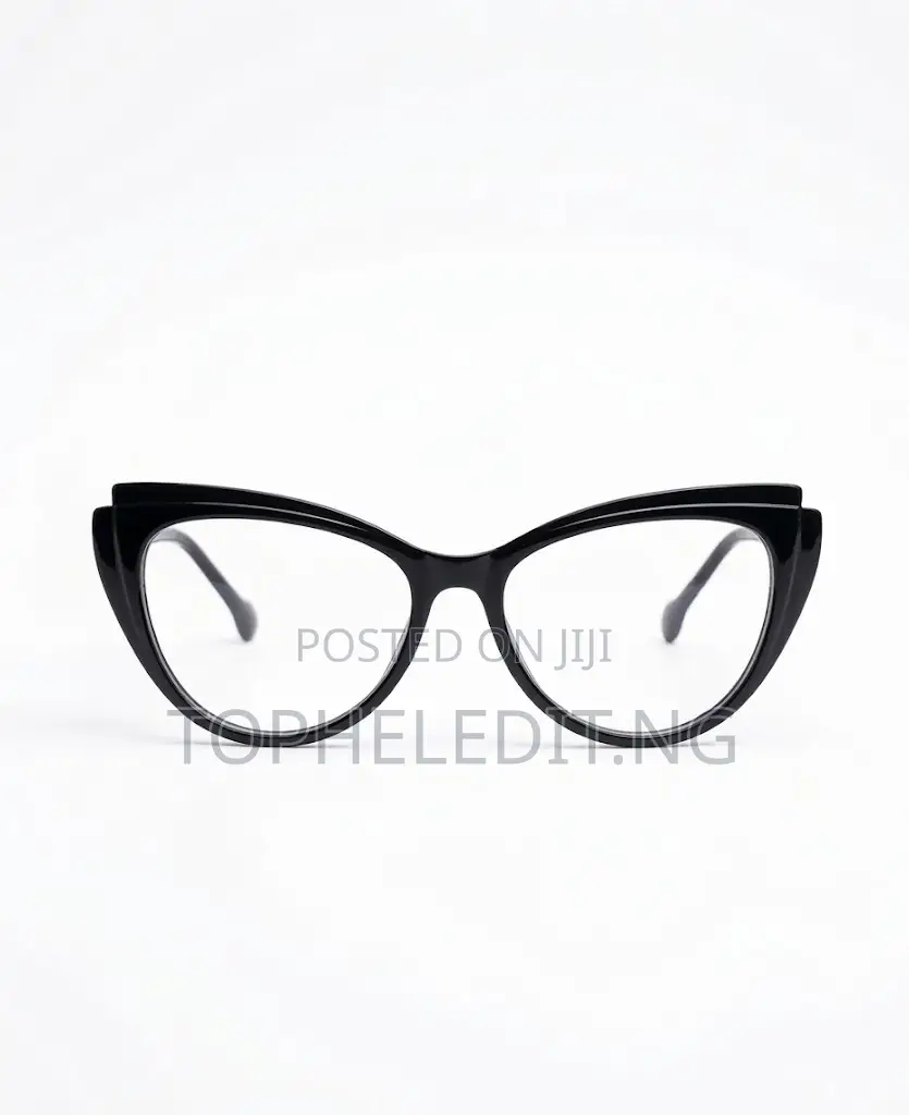 Vintage Cat-Eye Designer Glasses | Black Frame | Chic Glasses