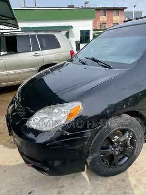 Toyota Matrix XR Hatchback FWD (1.8L 4cyl 4A) 2003 Black