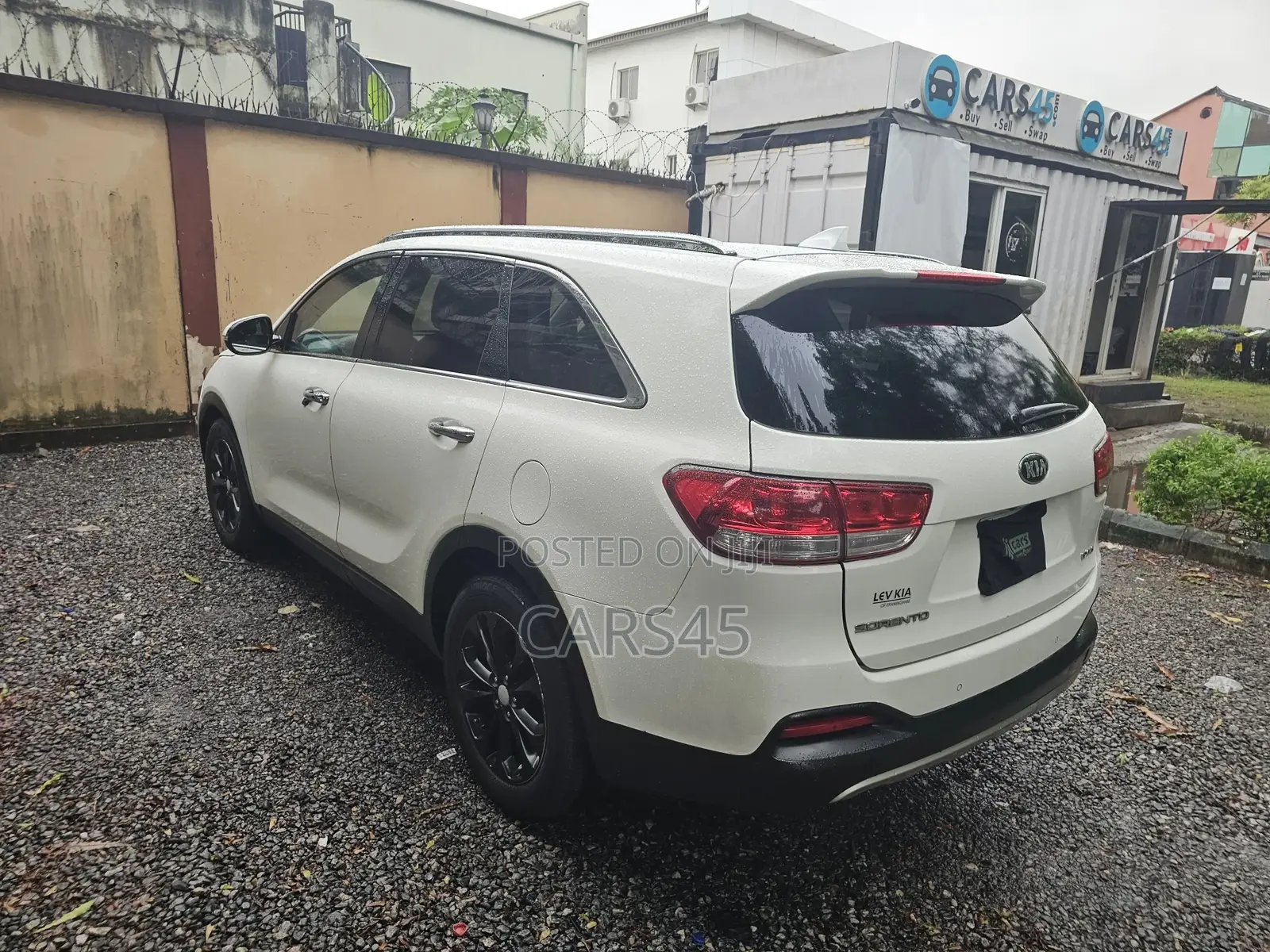 Kia Sorento 2016 White