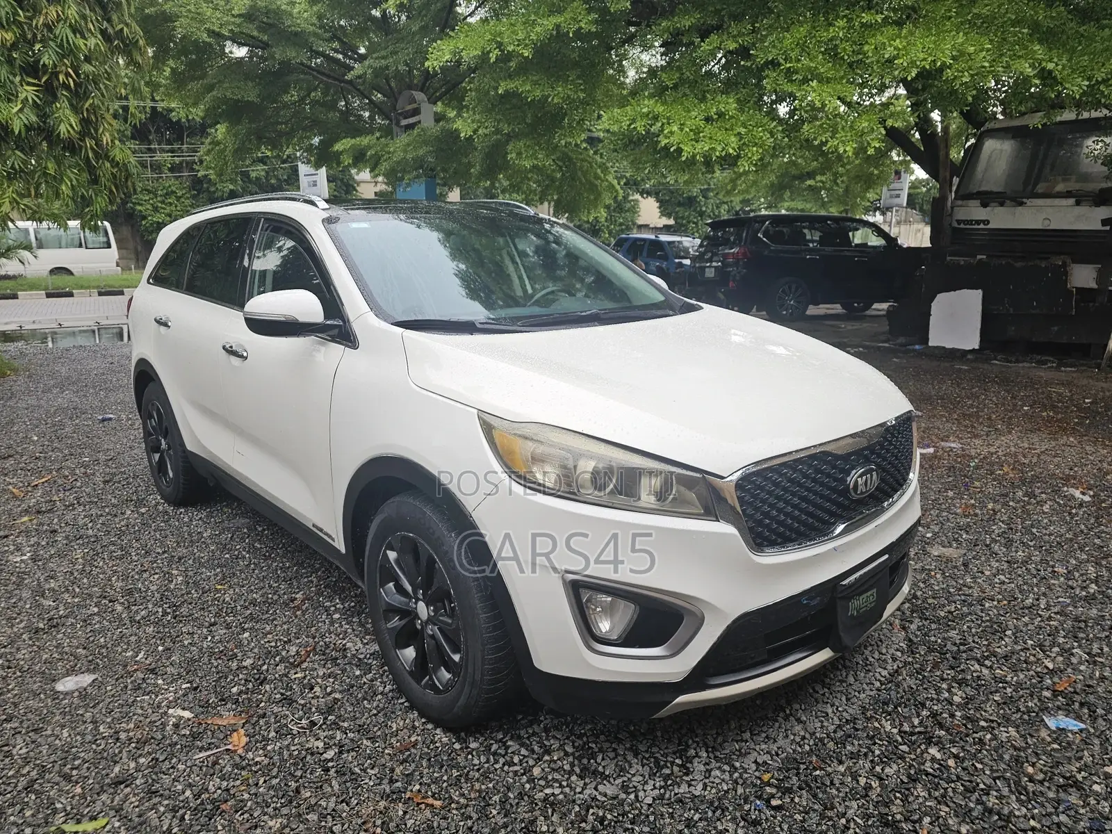 Kia Sorento 2016 White