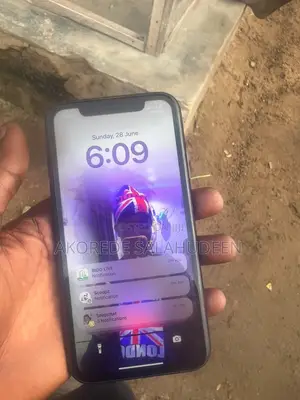 Apple iPhone XR 64 GB Black