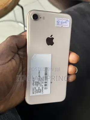Apple iPhone 8 64 GB Gold