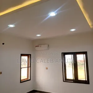 3bdrm Block of Flats in Federal Housing for sale