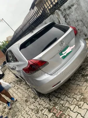 Toyota Venza 2015 Silver
