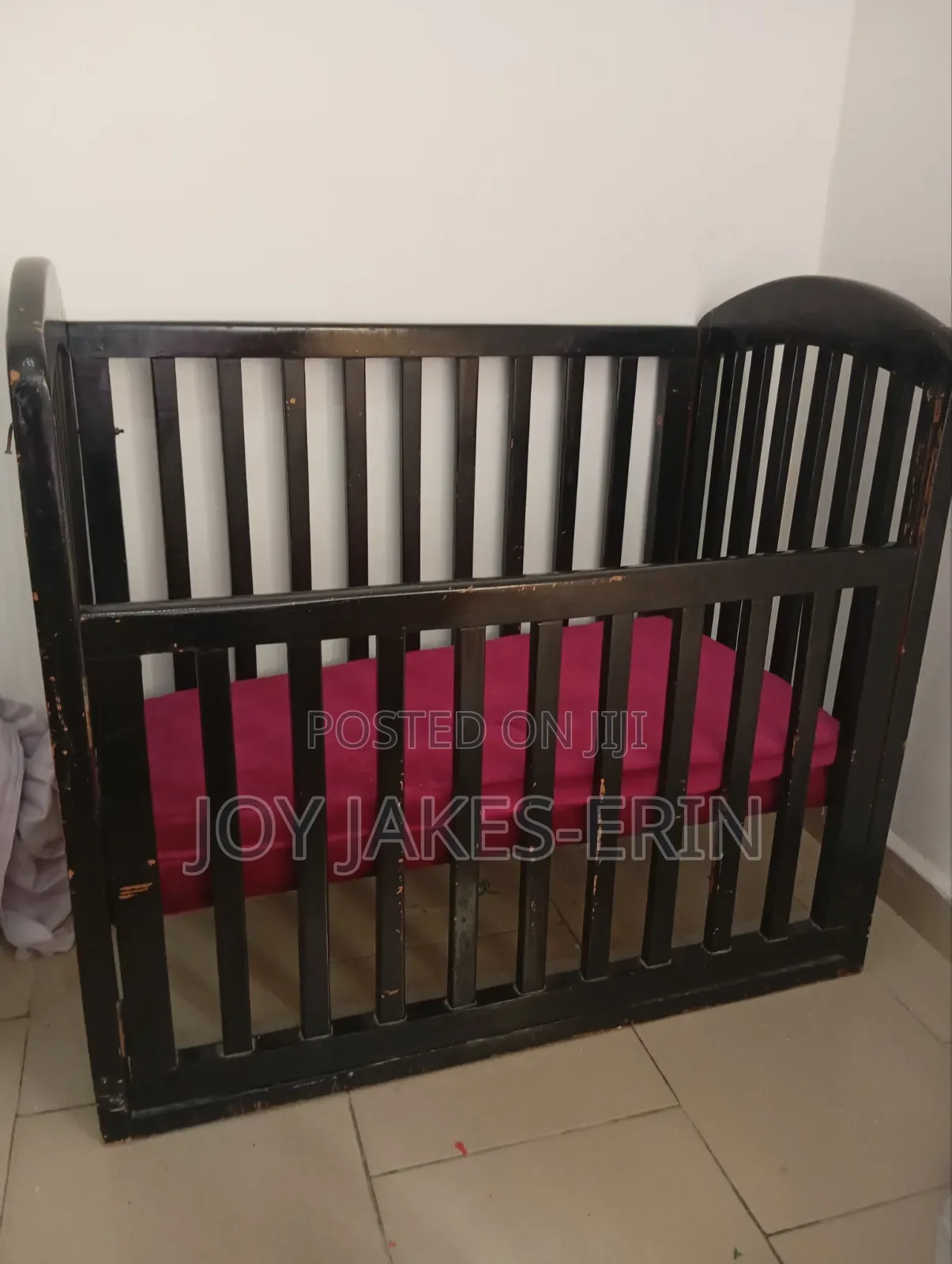Solid Baby Cot