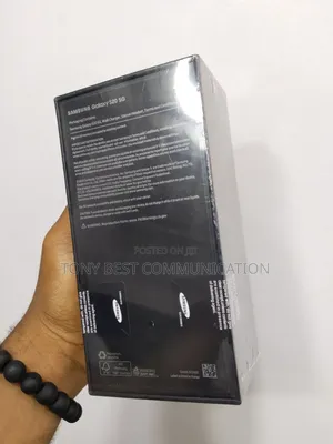 New Samsung Galaxy S20 128 GB Black