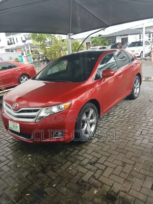 Toyota Venza V6 2010 Red