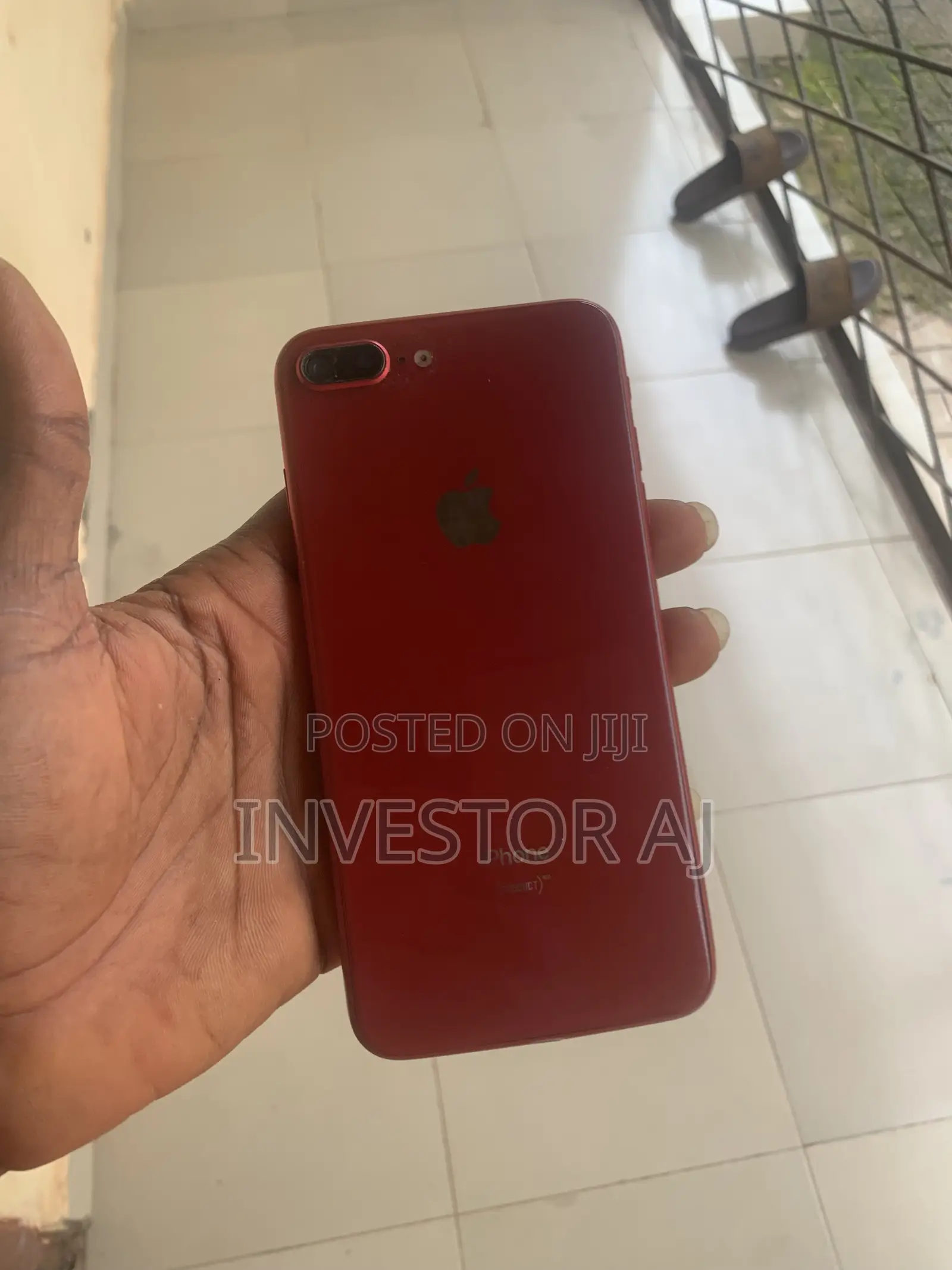 Apple iPhone 8 Plus 64 GB Red