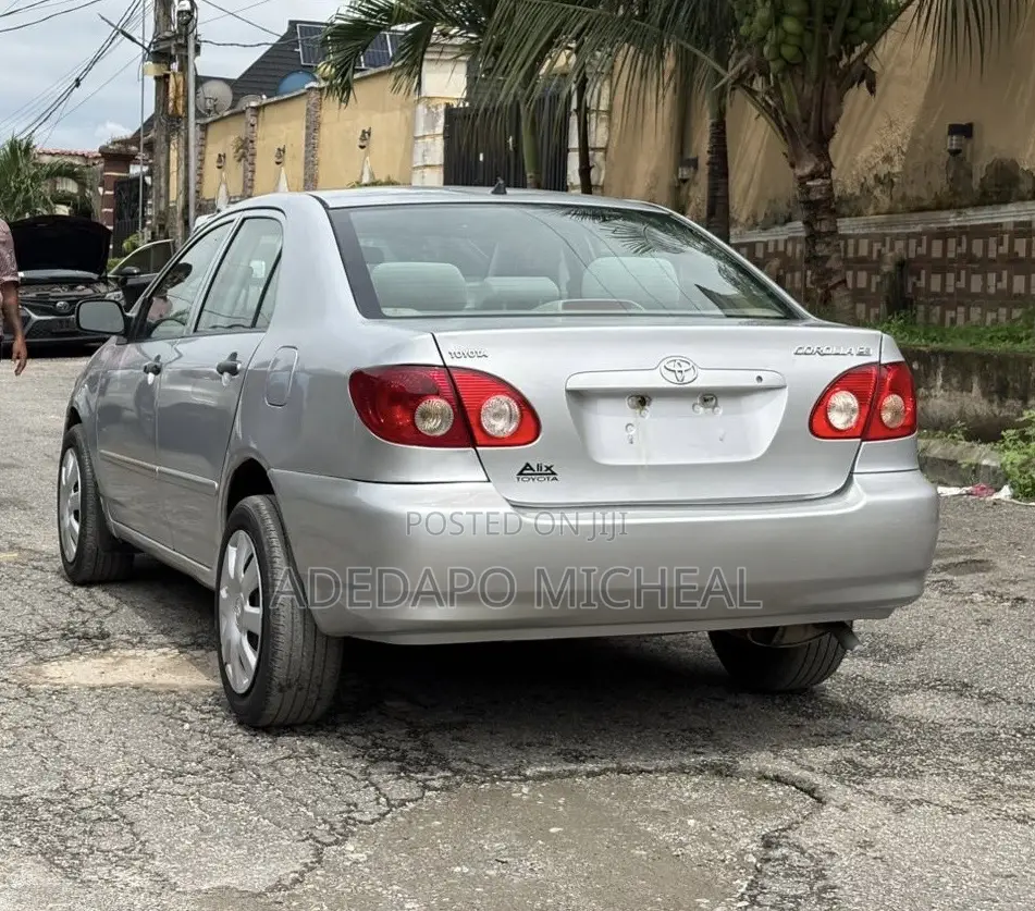 Toyota Corolla LE 2007 Silver