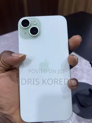 Apple iPhone 15 Plus 128 GB Green