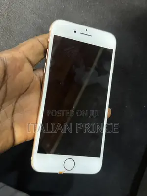 Apple iPhone 8 64 GB Gold