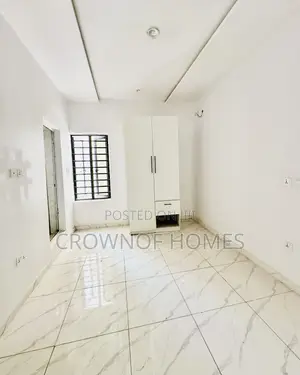 2bdrm Apartment in Ilaje / Lekki for sale