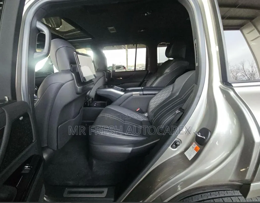 Lexus LX 2023 Gray