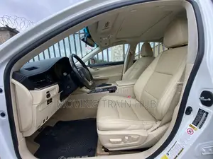 Lexus ES 350 FWD 2013 White