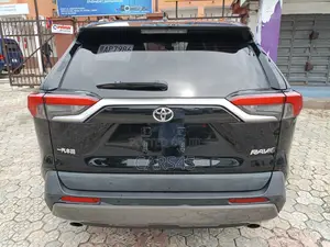 Toyota RAV4 2020 Black