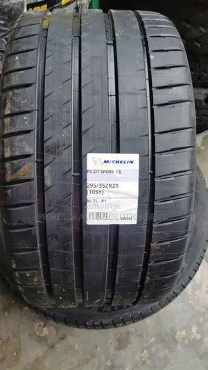 Brand New 295/35r20