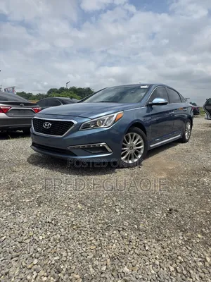 Hyundai Sonata Limited 4dr Sedan (2.4L 4cyl 6A) 2015 Blue