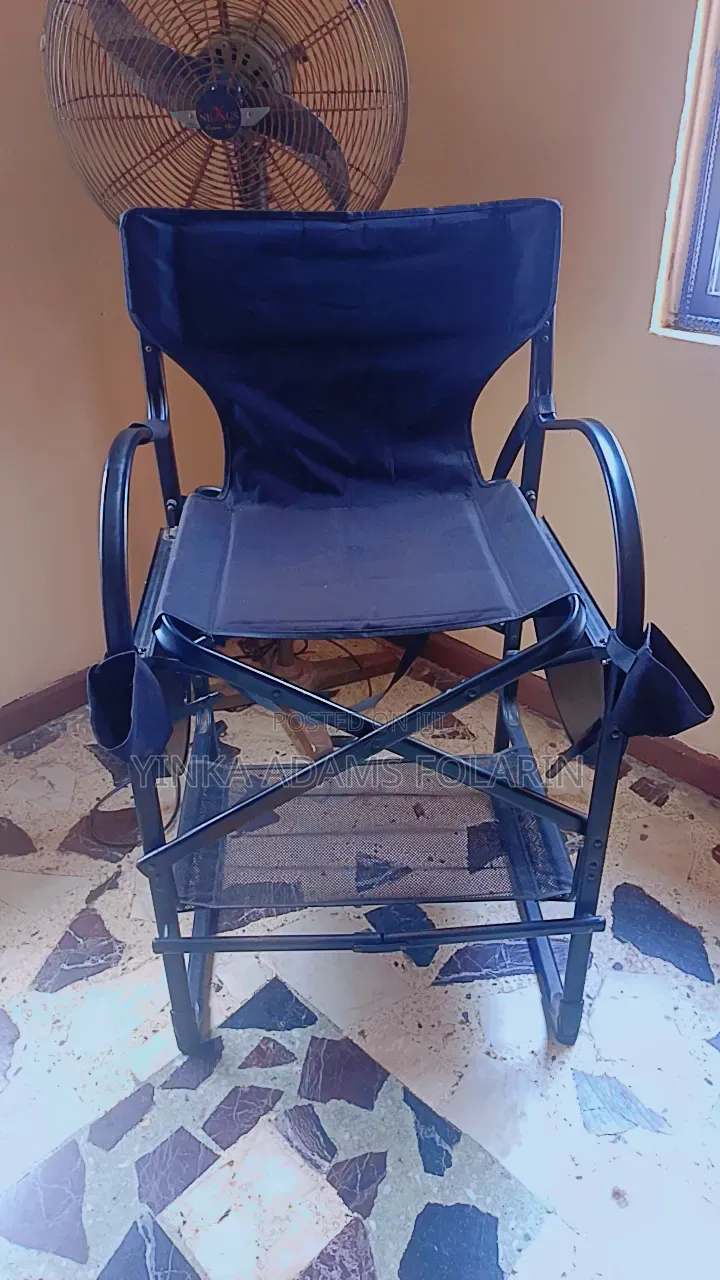 Professional Makeup Chair With Double Tray